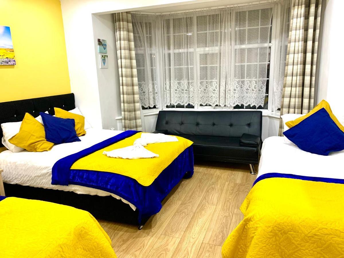 London 2 Bedroom Apartment, Kitchen, Reception And Private Garden Londres Exterior foto